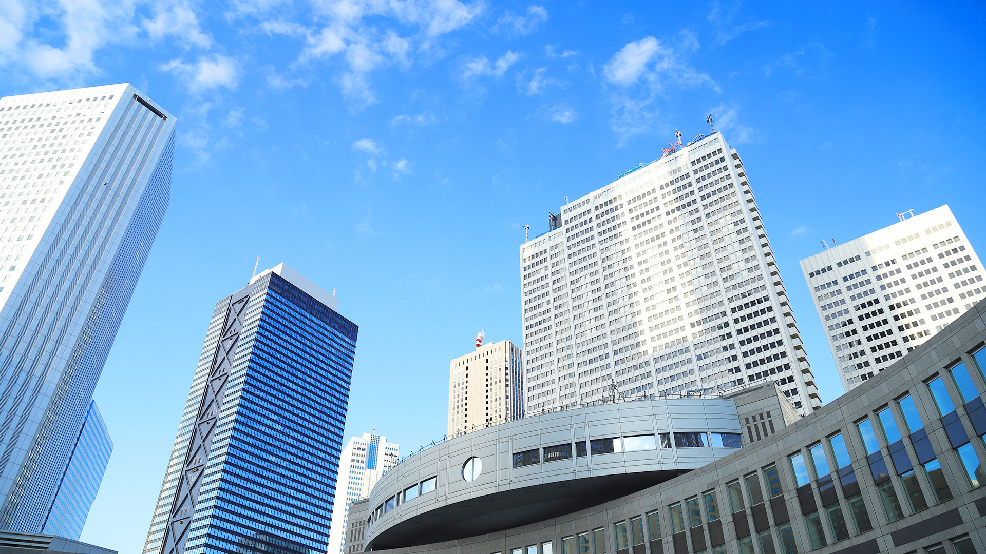 新宿アイランドタワー