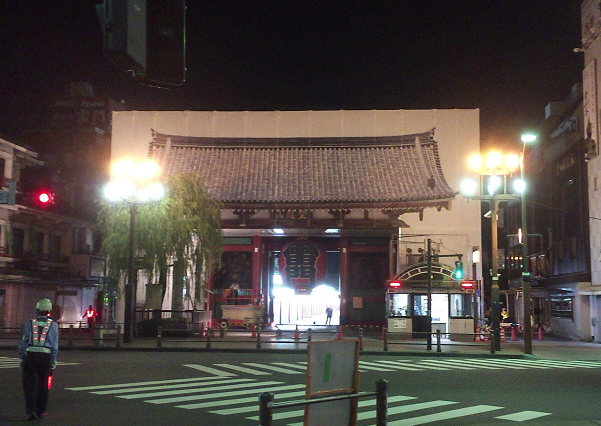 浅草寺の足場組立の様子